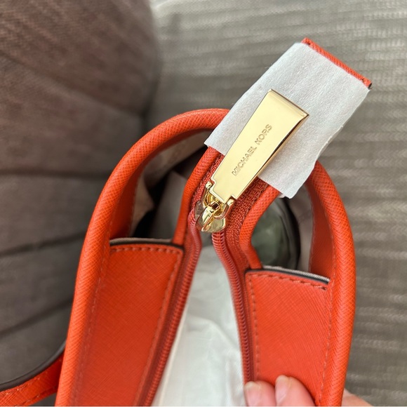 NWT authentic MK Eva tote deep orange - Picture 10 of 10